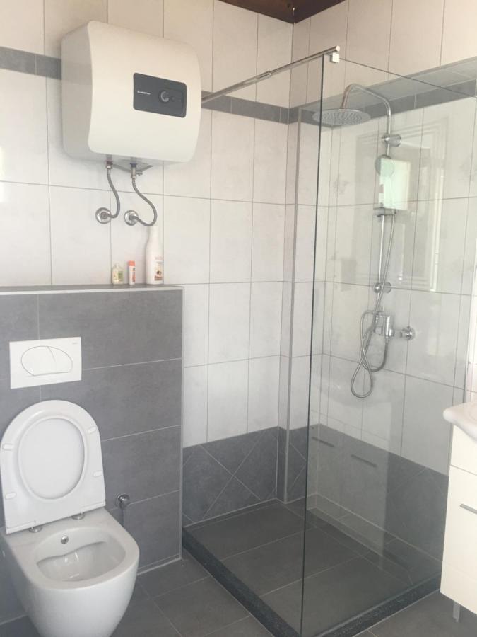 Apartment Oaza โมสตาร์ ภายนอก รูปภาพ
