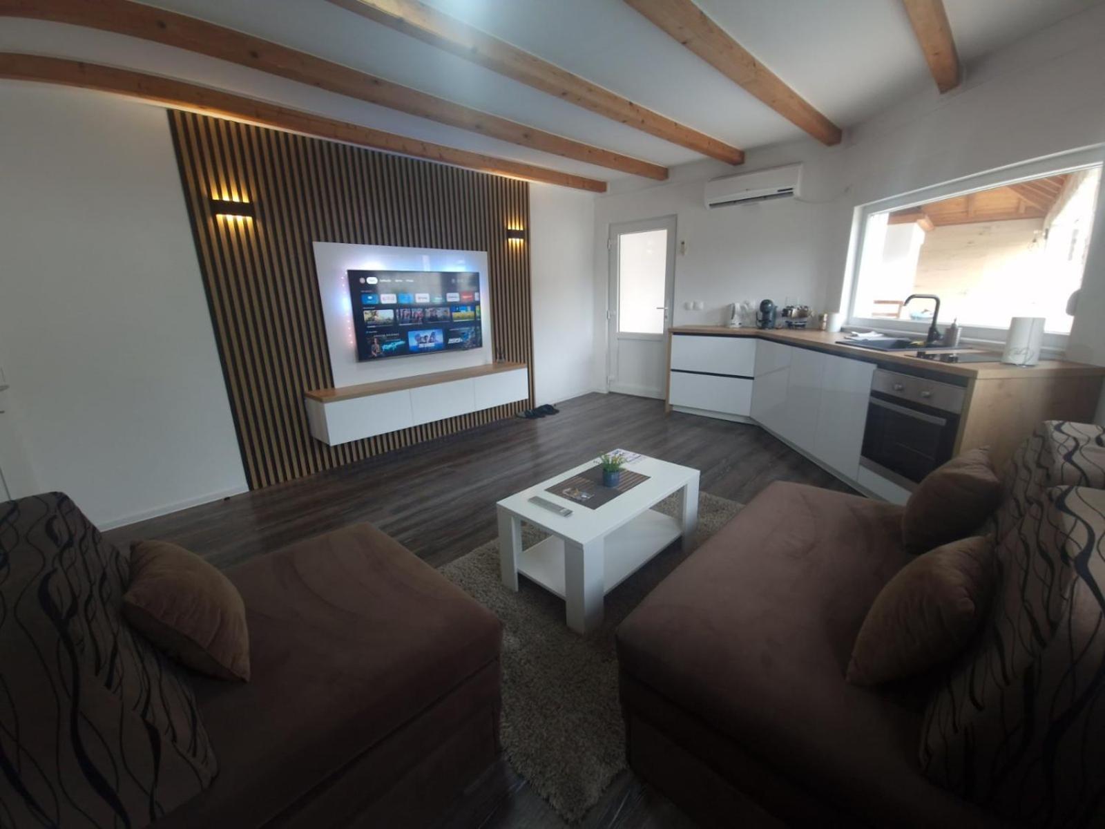 Apartment Oaza โมสตาร์ ภายนอก รูปภาพ